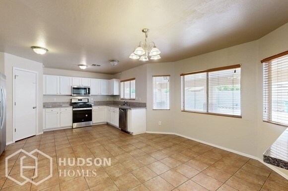 Building Photo - NOW AVAILABLE! - 12541 W Bloomfield Rd, El...