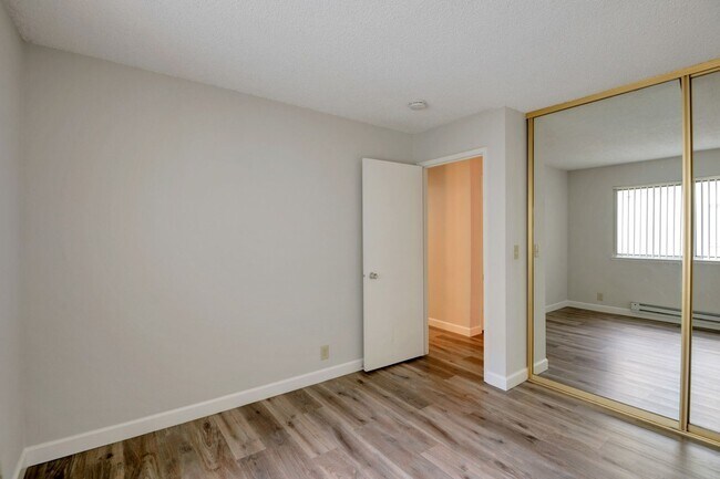 Building Photo - 2 br, 2 bath House - 978-A KIELY BLVD