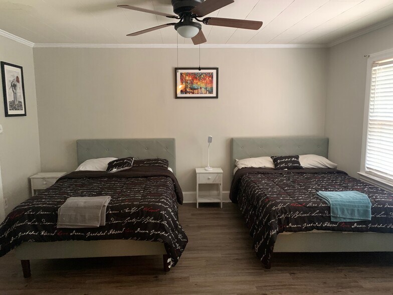 Private Suite! - 1206 Lafayette Ave