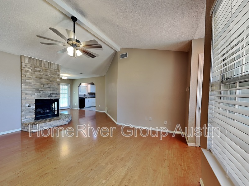 Building Photo - 1007 Edgerly Ln