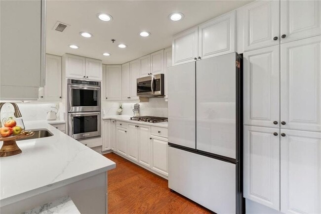 Building Photo - 3636 Habersham Rd NW
