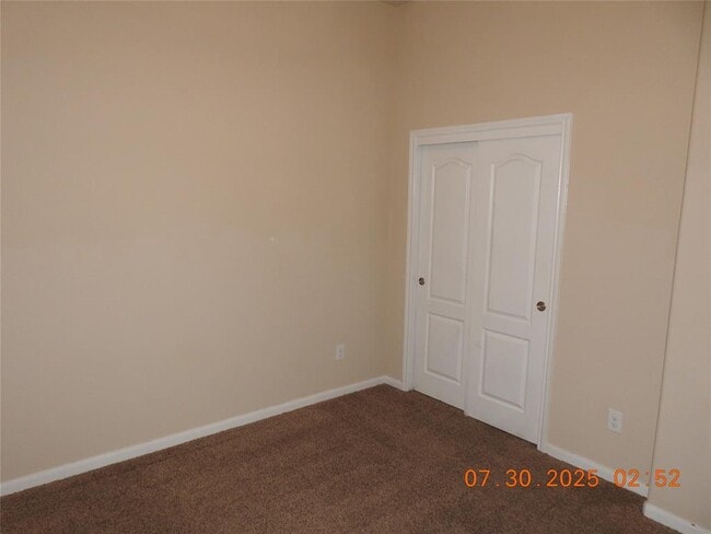 Building Photo - 3667 Raintree Village Dr