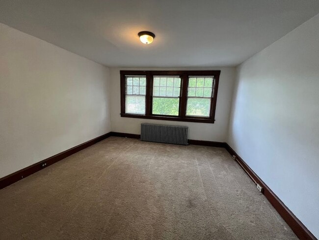 Building Photo - 4 Bedroom House near Albright College