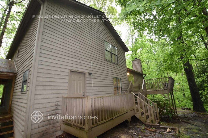 Building Photo - 3427 Hill Ln