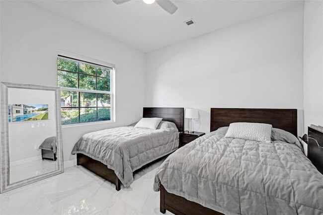 Building Photo - 3534 Forest View Cir