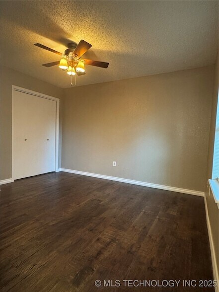 Building Photo - 268 E 137th St