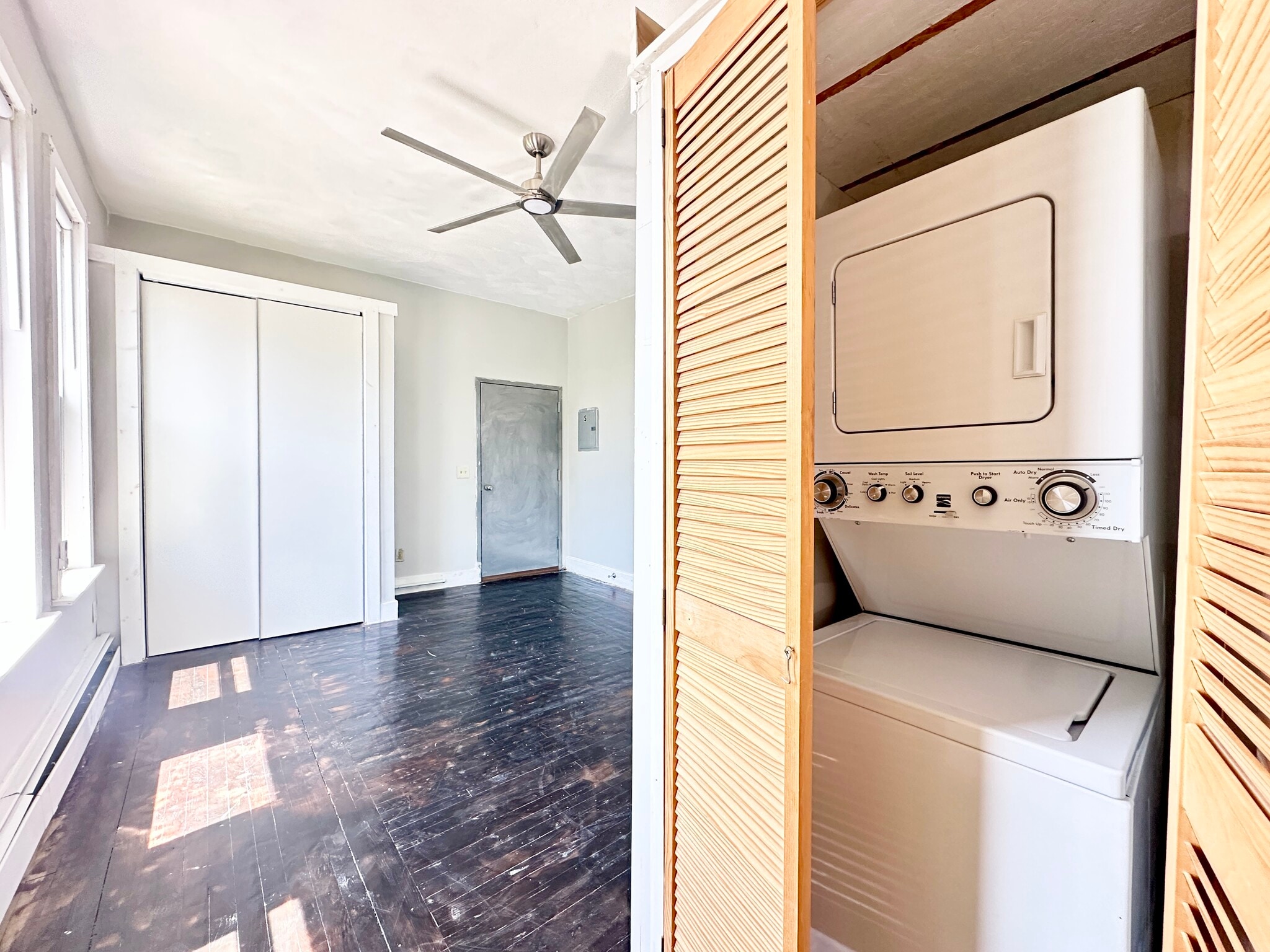 Building Photo - 253 Federal St