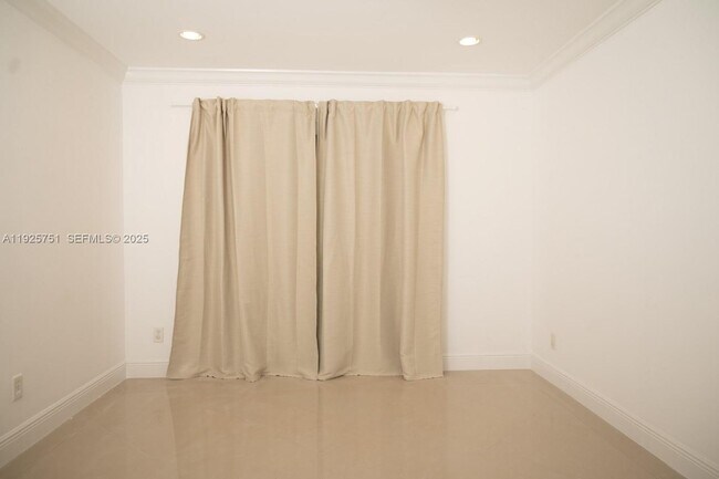 Building Photo - 13761 SW 84th St