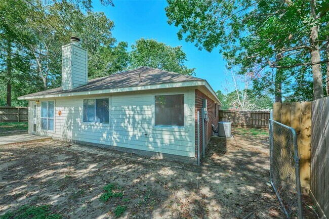 Building Photo - 3733 Breckenridge Dr