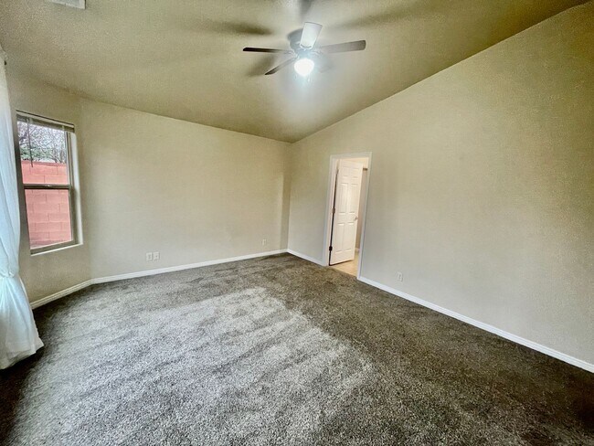 Building Photo - Lovely Pet-Friendly 4-BR Home in Ivins