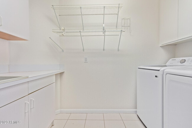 Building Photo - 12063 E Bella Vista Cir