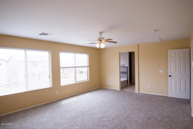 Building Photo - Gorgeous 4 Bed Laveen home in reputed Trailside Point community ++ WALK TO SCHOOL !!