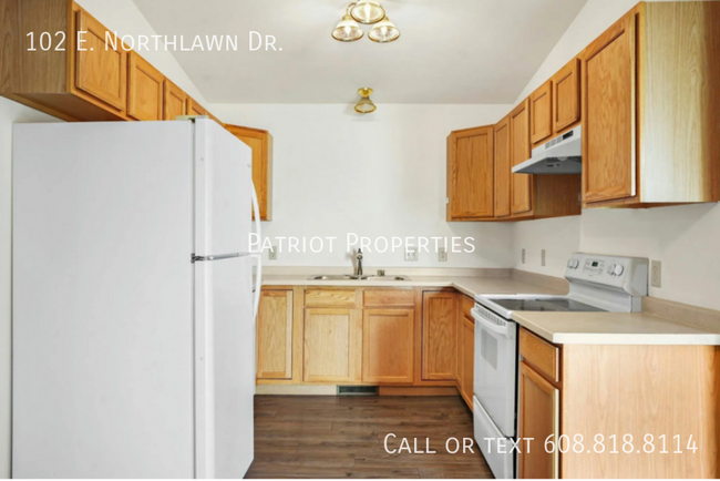 Primary Photo - 3 Bed 2 Bath in Cottage Grove,WI