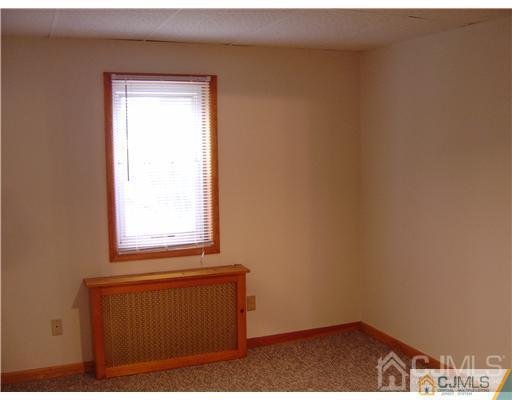 Building Photo - 54 Loring Ave