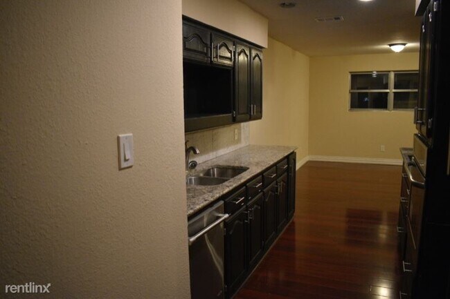 Building Photo - 3 br, 2 bath House - 2507 Skylark Drive