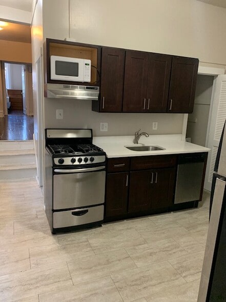 Building Photo - 4031 Locust St