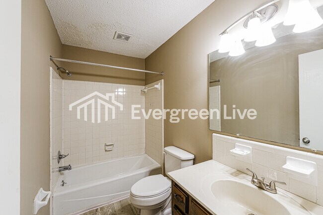 Building Photo - 507 Bennett Dr