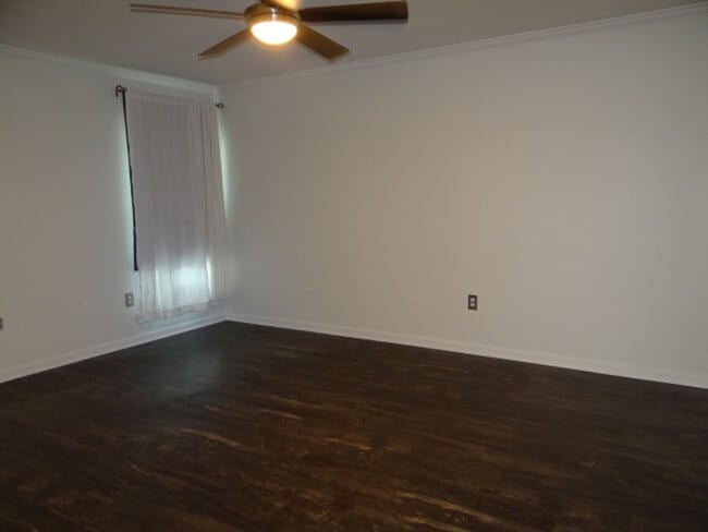 Building Photo - Beautiful Home for Lease in Denham Springs