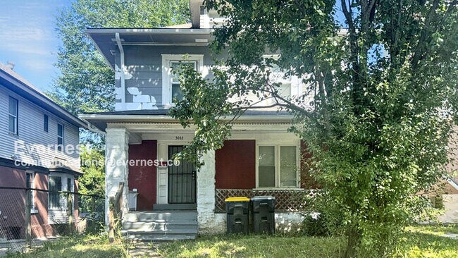 Primary Photo - 3033 Park Ave