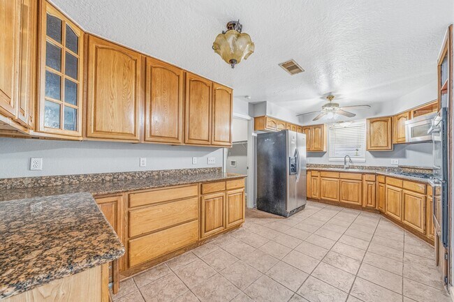 Building Photo - 1318 55th St