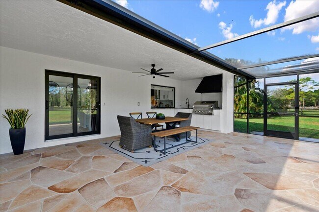Building Photo - 16748 Fox Trail Ln
