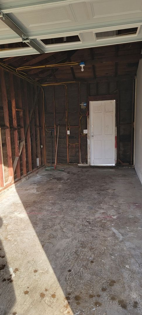 Building Photo - 431-433 8th Street