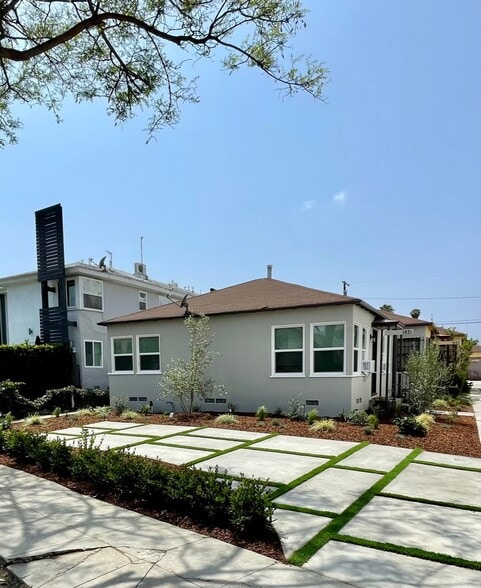 Building Photo - 1831 S Redondo Blvd