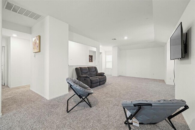 Building Photo - 5653 Bellissima Way