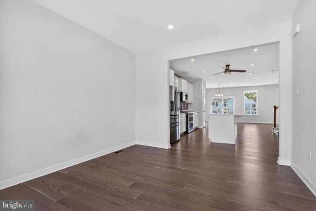 Building Photo - 8005 Milltown Cir