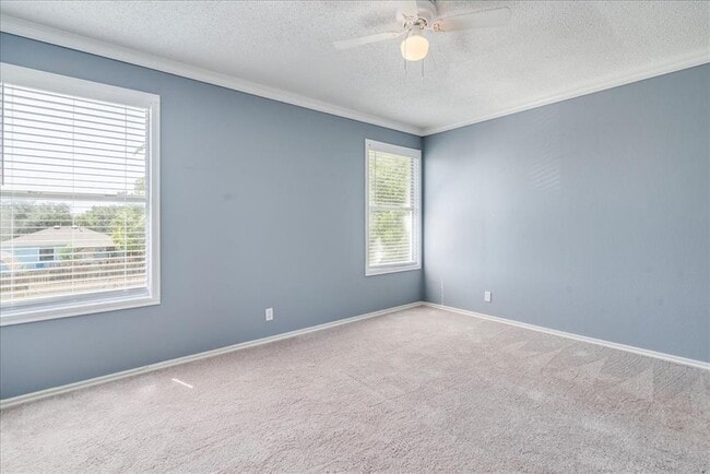 Building Photo - 112 Segovia Way