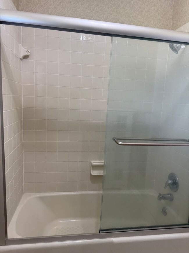 Building Photo - 133 River Ridge Rd