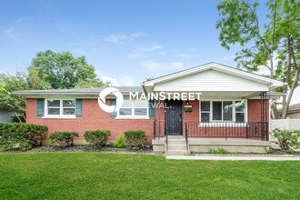 Building Photo - 3 Bedroom Pet-Friendly Home in Louisville, KY with Main Street Renewal