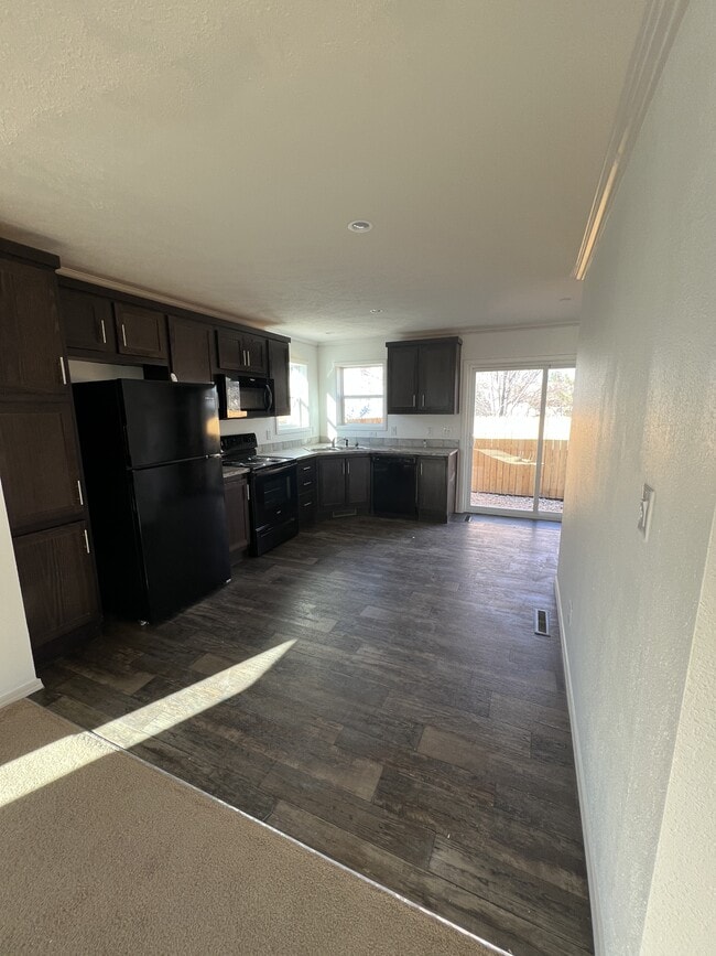 Building Photo - 518 Colorado Ave