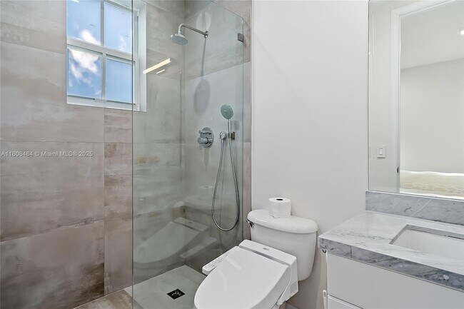 Building Photo - 5701 SW 85th St