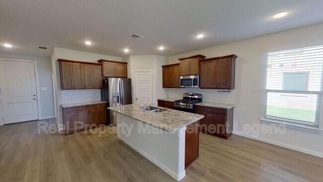 Building Photo - 442 Diamond Creek Dr