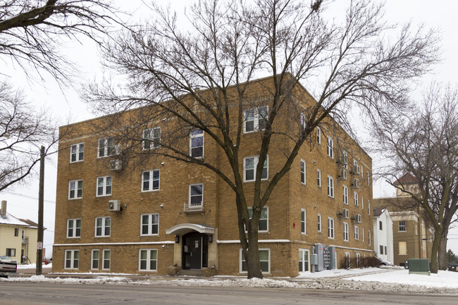 Murray Apartments is just north of downtown Sioux City. - Murray Apartments