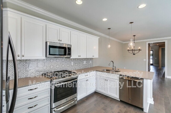 Building Photo - 9054 Berry Farms Crossing