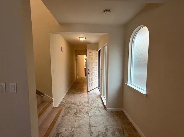 Building Photo - 112 Vineyard Ct