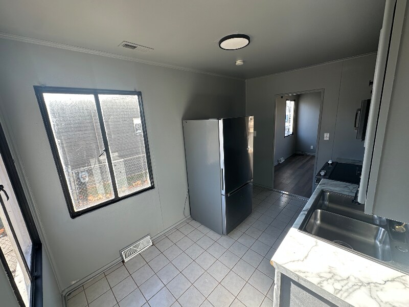 Building Photo - 3127 S 40th St