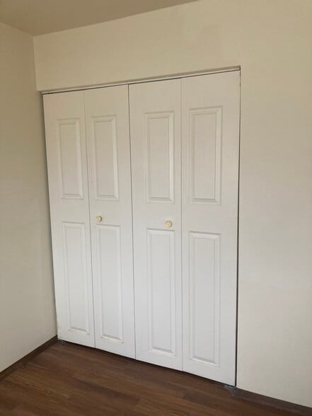 Building Photo - 3737 E Karstens Dr