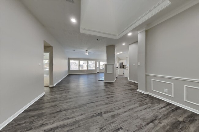 Building Photo - 1114 Woodley Bend