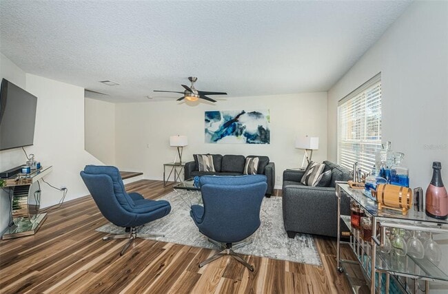 Building Photo - 3876 Island Way