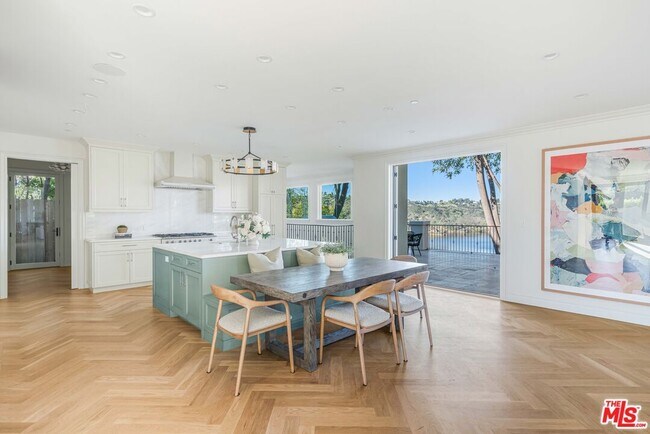 Building Photo - 1900 Bel Air Rd