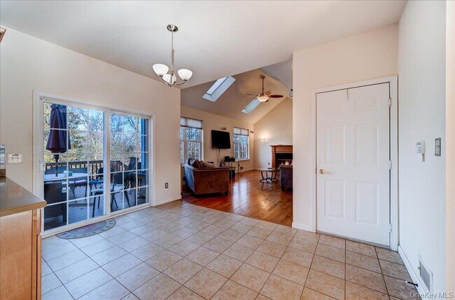 Building Photo - 3 Grand View Terrace