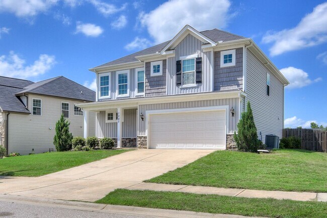 Building Photo - Beautiful 4 Bedroom 2.5 Bath in Grovetown!