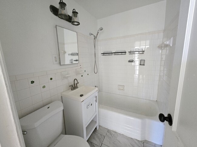 Building Photo - 9277 Mason Creek Rd