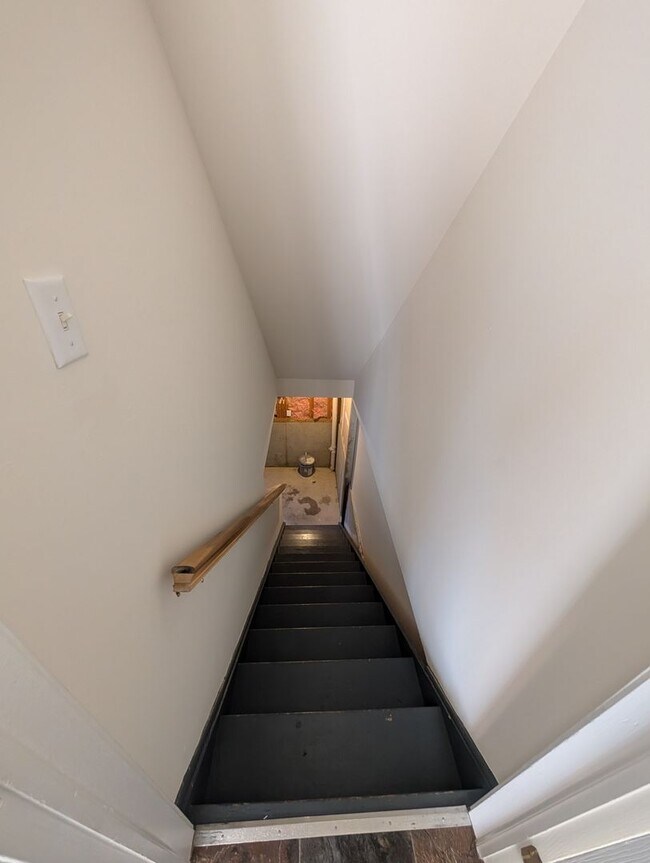 Building Photo - 322 Caribou Ln