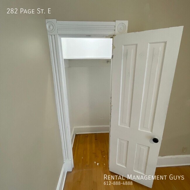 Building Photo - 282/284 Page St E