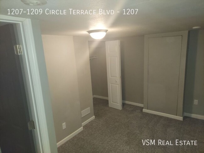 Building Photo - Available NOW! Upper Level 4 Bed / 2 Bath ...