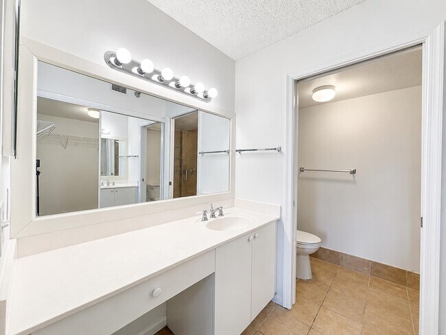 Building Photo - 340 NW 67th St